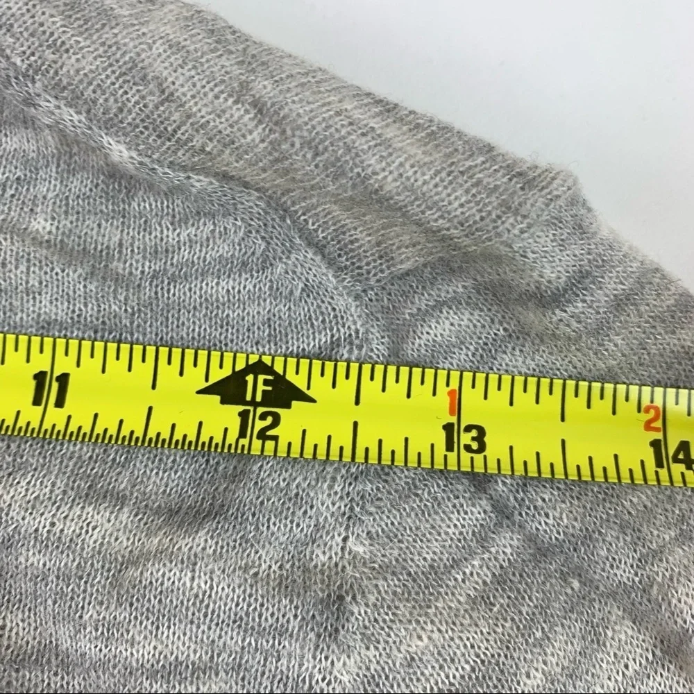 BANANA Republic Grey Italian Yarn Cardigan Medium - Picture 7 of 10